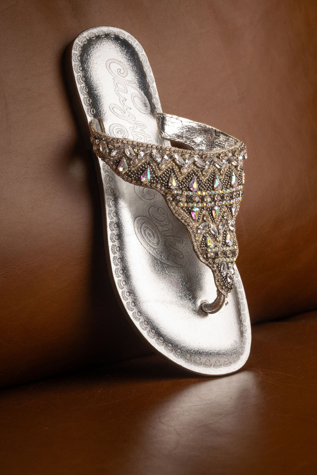 Women's Leather Flat Open-Toe Sandals in Silver with Cushioned Sole for All-Day Comfort